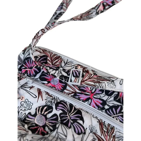 Vera Bradley Sun Washed Tropical Ultralight Quilted Crossbody Zip Pockets Adjust - Picture 12 of 16